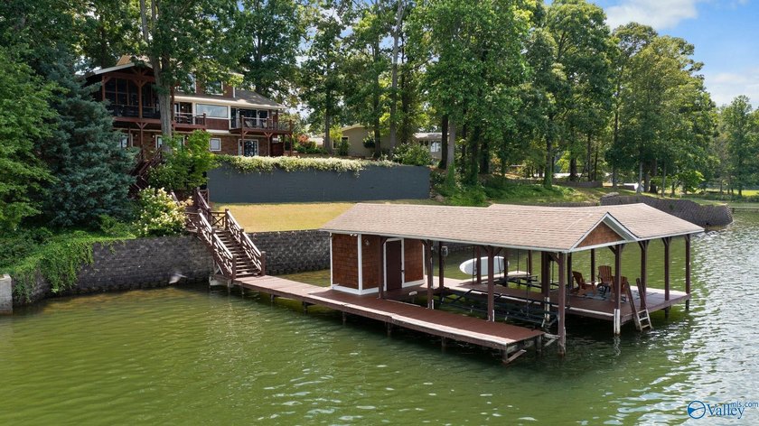 Experience lake living in sought-after Big Nose Estates on Weiss - photo 43
