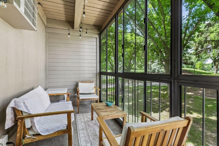 Rarely available corner unit with 3 bedrooms, 2 bathrooms, and 2 - photo 16