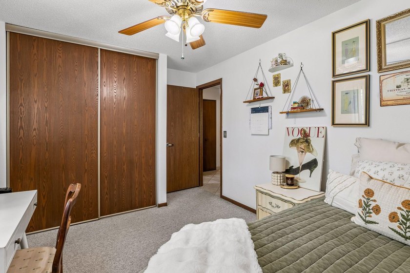 Rarely available corner unit with 3 bedrooms, 2 bathrooms, and 2 - photo 19