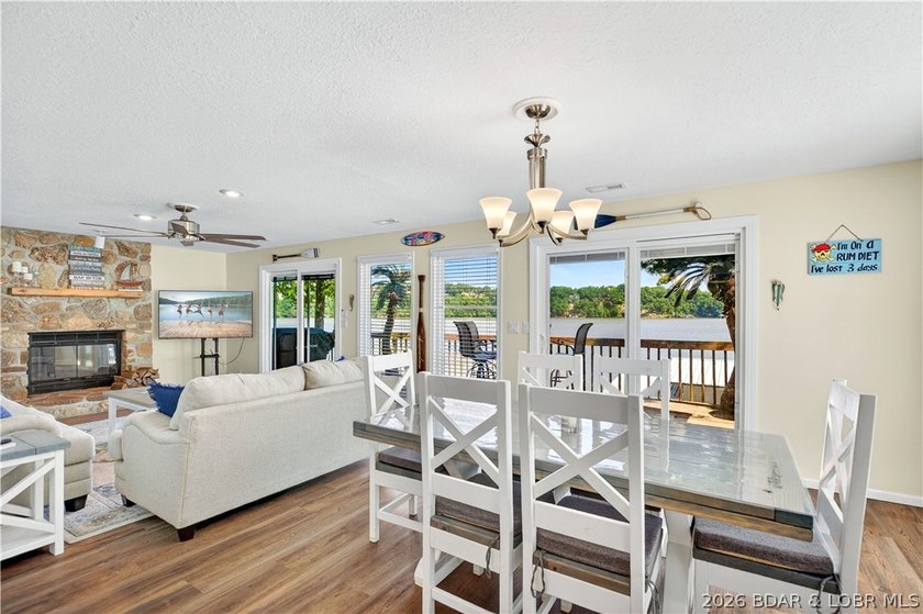 Welcome to your waterfront escape at the 27MM!This lakefront - photo 10