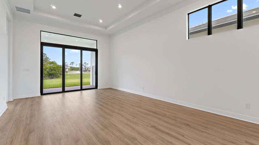 Don't miss the final Caroline floorplan on the Lake! This - photo 12