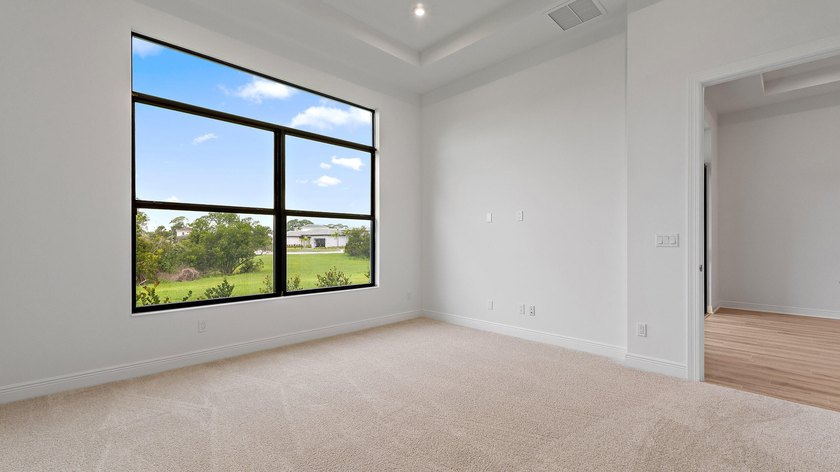 Don't miss the final Caroline floorplan on the Lake! This - photo 18