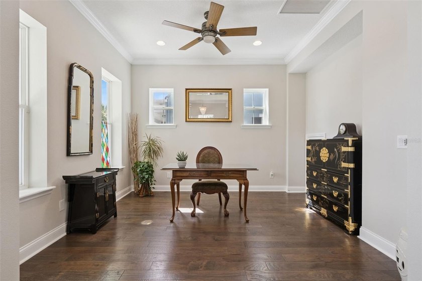 Under contract-accepting backup offers. Perfectly positioned - photo 29