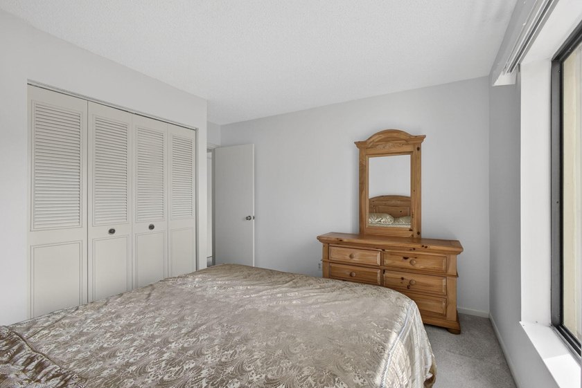 Enjoy peaceful lake views from this condo w/ living/dining room - photo 43