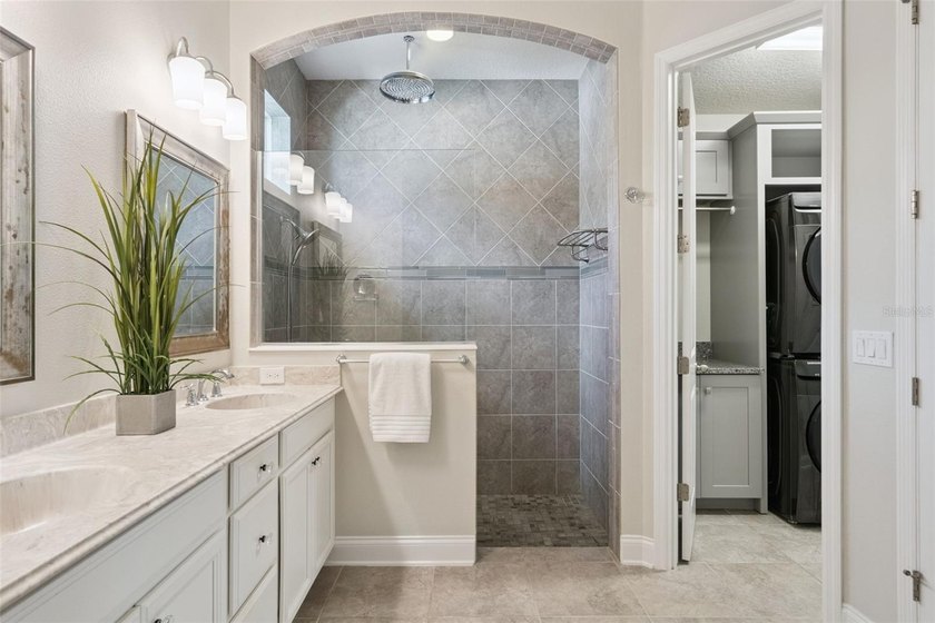 Under contract-accepting backup offers. Perfectly positioned - photo 45