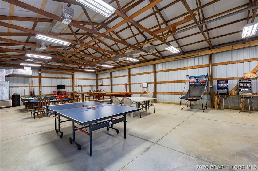 Rare opportunity to own approximately 1 acre with 150 feet of - photo 4
