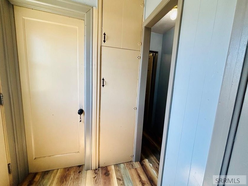 Welcome home to this adorable and conveniently located, 3 - photo 5