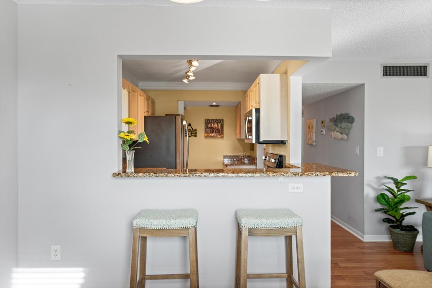 Rarely available 3-bedroom, 2-bath, glass-enclosed flex/sunroom - photo 33