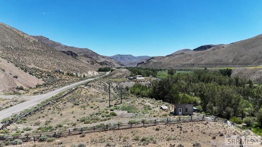 East Fork acreage with riverfront. Approx. 7.26 acres crossing - photo 4