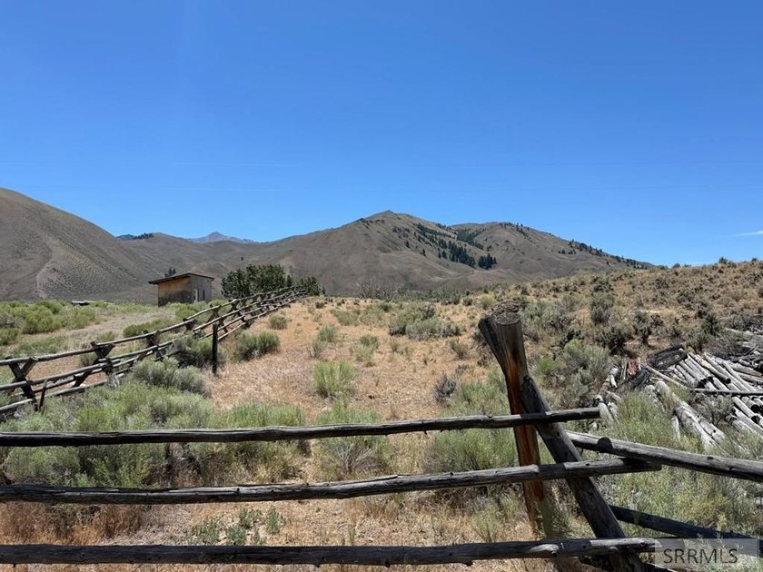 East Fork acreage with riverfront. Approx. 7.26 acres crossing - photo 5