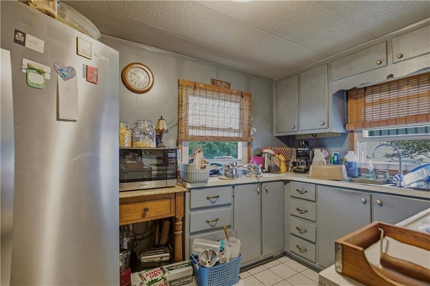 Are you looking to downsize, or for a year round vacation - photo 11