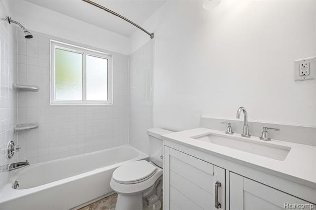 Beautifully, Updated and Just Steps Away from the highly - photo 29