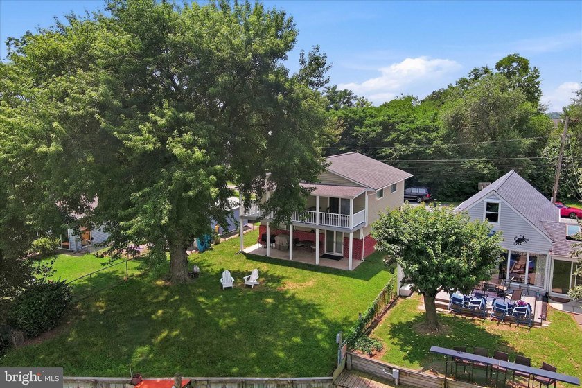 PREPARE to BE AMAZED! Experience the best of Waterfront living - photo 33