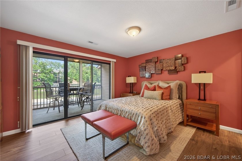 Welcome to the Family Friendly 11 West, where convenience and - photo 4