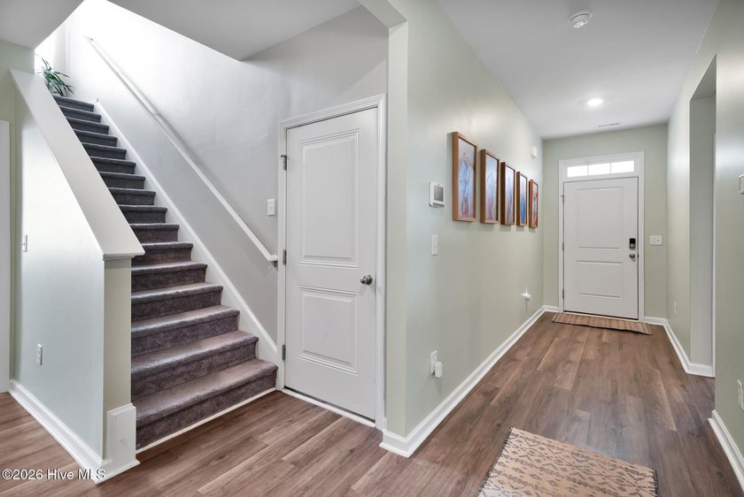 $5,000 TOWARD BUYER CLOSING COST + 2-10 HOME WARRANTY INCLUDED! - photo 5