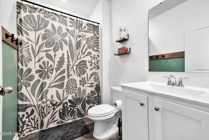 $5,000 TOWARD BUYER CLOSING COST + 2-10 HOME WARRANTY INCLUDED! - photo 9