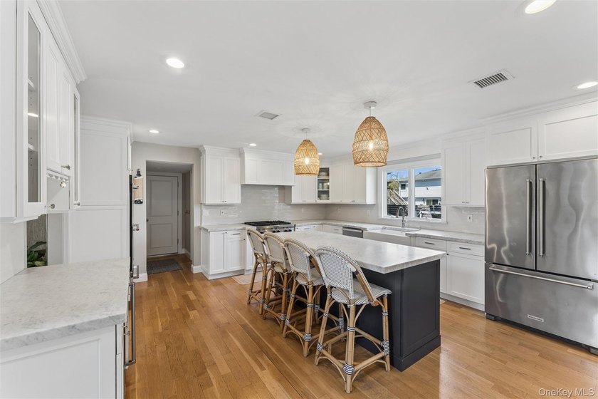 Welcome to this stunning custom 4 bedroom Center Hall Colonial - photo 4