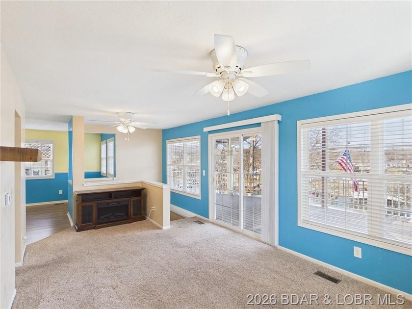 Enjoy lake living in this beautifully updated second-tier home - photo 10