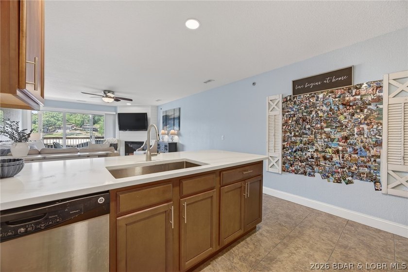 Beautifully renovated 3-bedroom, 2-bath lakefront condo at the - photo 7