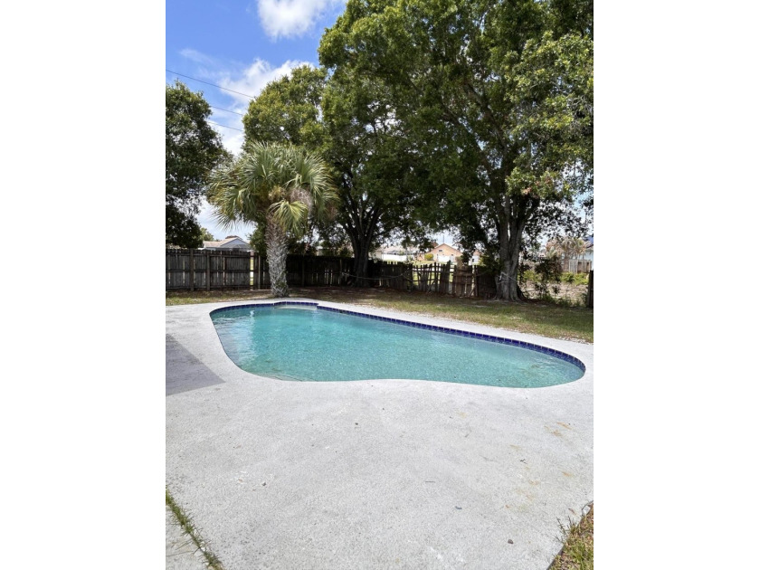 Wonderful pool home situated on a spacious corner lot. This - photo 15