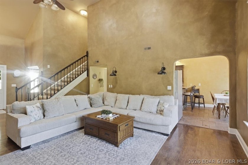 MOTIVATED SELLER!!!! Conveniently situated just off Bagnell Dam - photo 8