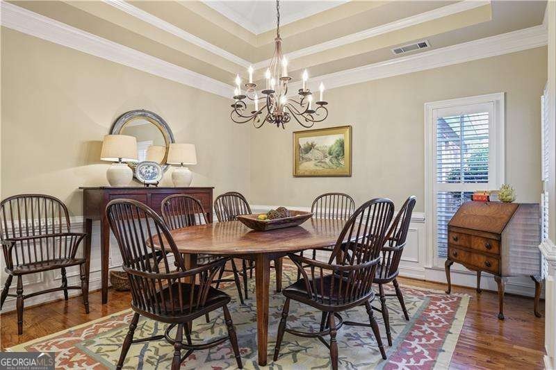 Welcome to this lovely custom ranch home with a bonus room! From - photo 4