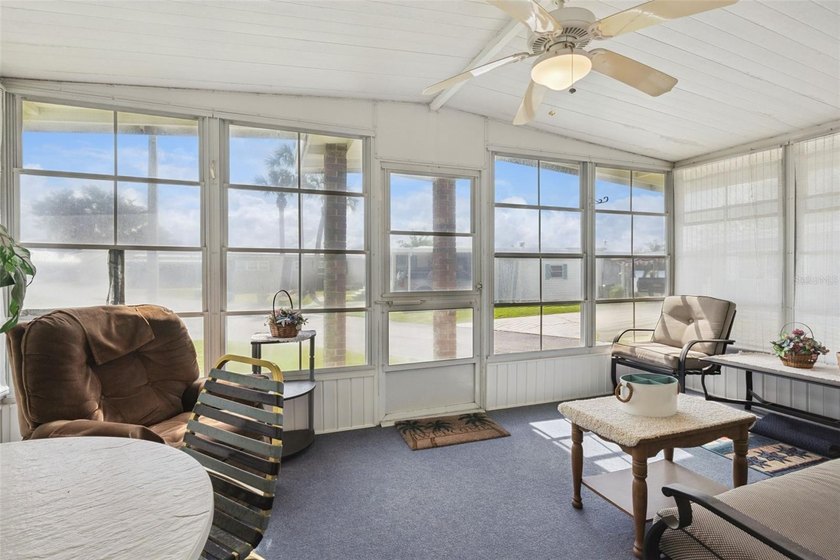 Under contract-accepting backup offers. Welcome to easy Florida - photo 13