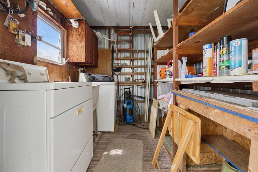 Under contract-accepting backup offers. Welcome to easy Florida - photo 22