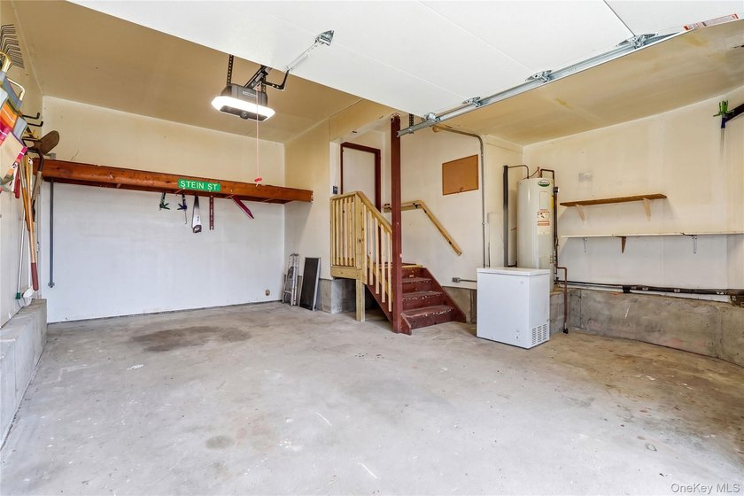 Welcome to this desirable California Adobe Style 3-bedroom - photo 25