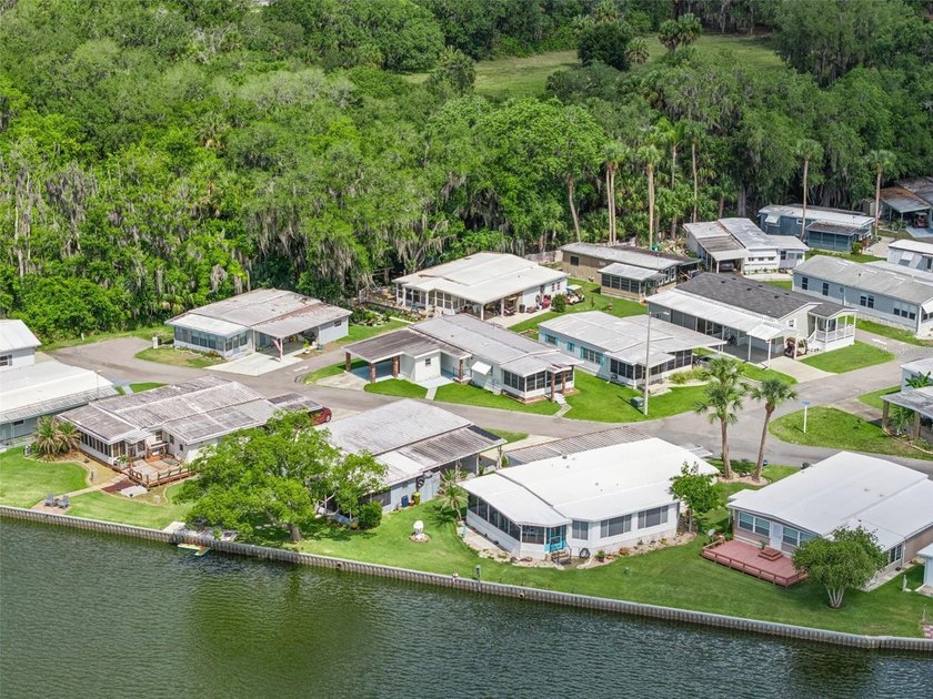 Under contract-accepting backup offers. Welcome to easy Florida - photo 45