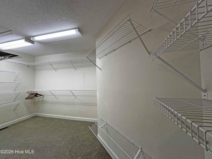 Enjoy peaceful waterfront living in this full-brick, 3-bedroom - photo 20
