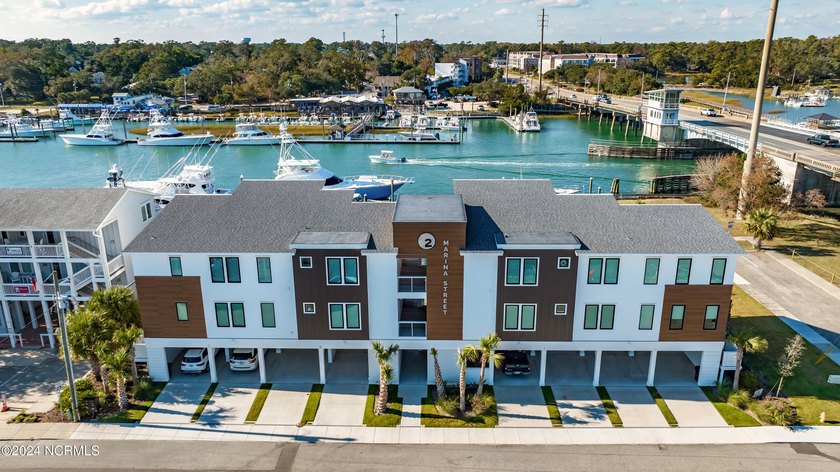 Experience modern waterfront luxury with some of the most - photo 10