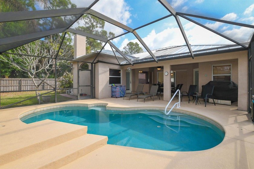 Beautiful 3BR/2BA/2CG pool home near Tradition with major - photo 9