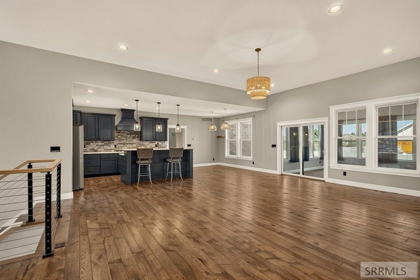 Designed for both sophisticated entertaining and comfortable - photo 3