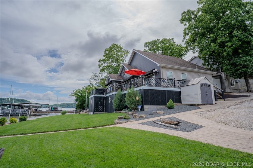 Rare opportunity to own a true Lake of the Ozarks waterfront - photo 2