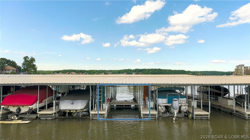 Welcome to the ultimate turn-key lake retreat at Harbor Point - photo 4