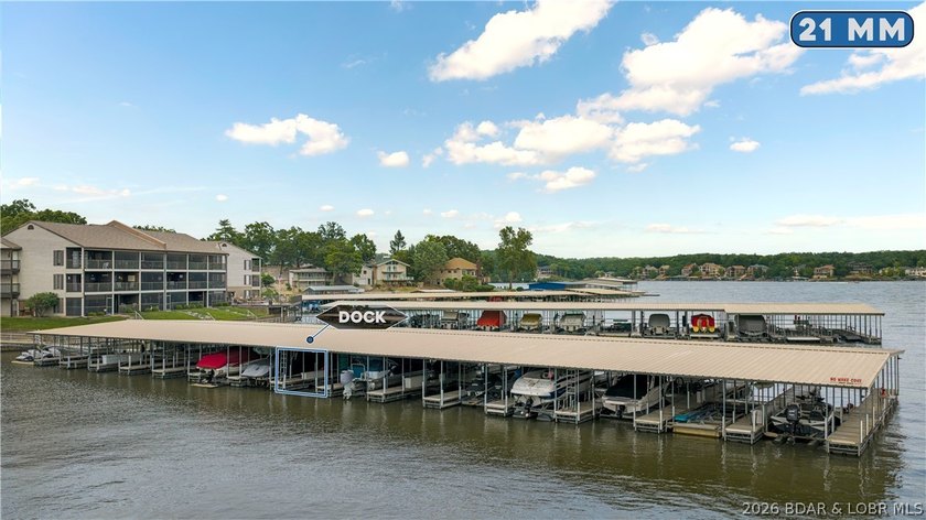 Welcome to the ultimate turn-key lake retreat at Harbor Point - photo 6