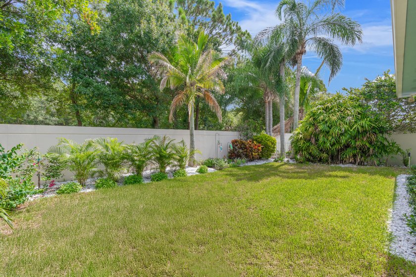 Welcome home to this meticulously maintained, newly painted - photo 43