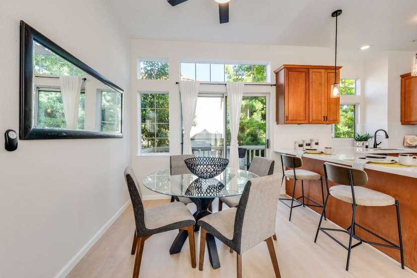 Well-positioned in the heart of Sunnyvale, this beautifully - photo 13