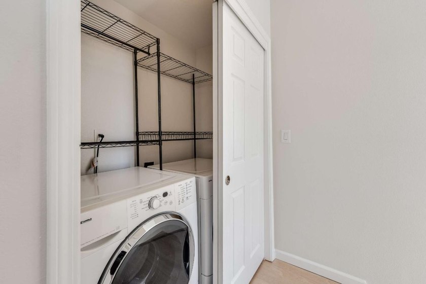 Well-positioned in the heart of Sunnyvale, this beautifully - photo 22