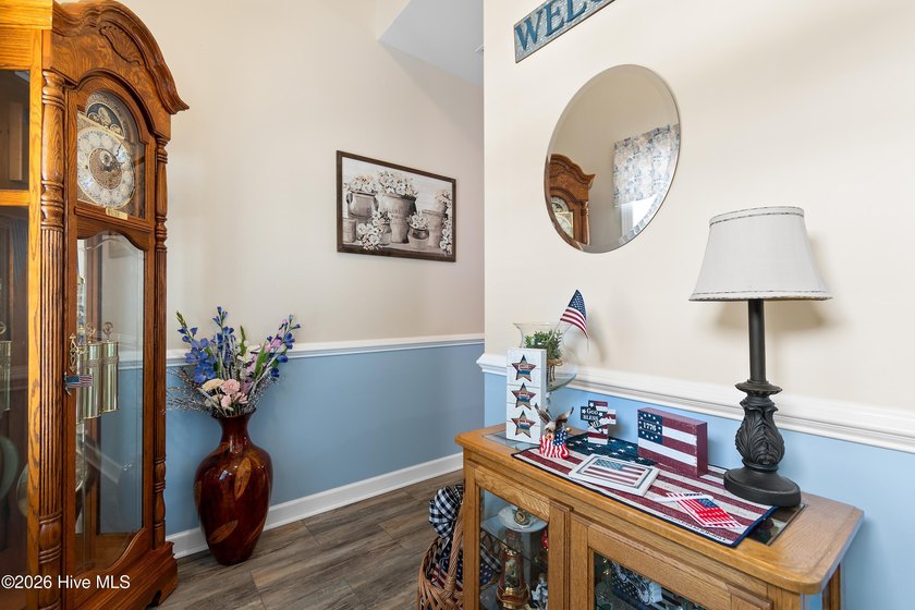 This extremely well-kept and updated townhouse in the - photo 7