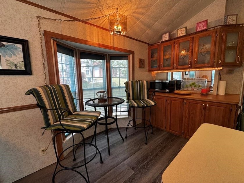 Turn-Key Vacation Retreat in Rock River Leisure Estates! Escape - photo 15