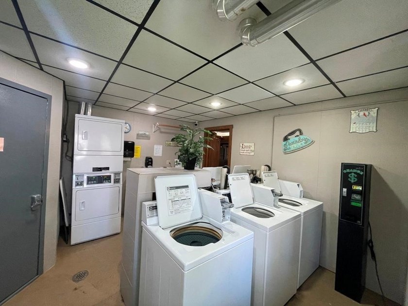 Turn-Key Vacation Retreat in Rock River Leisure Estates! Escape - photo 34