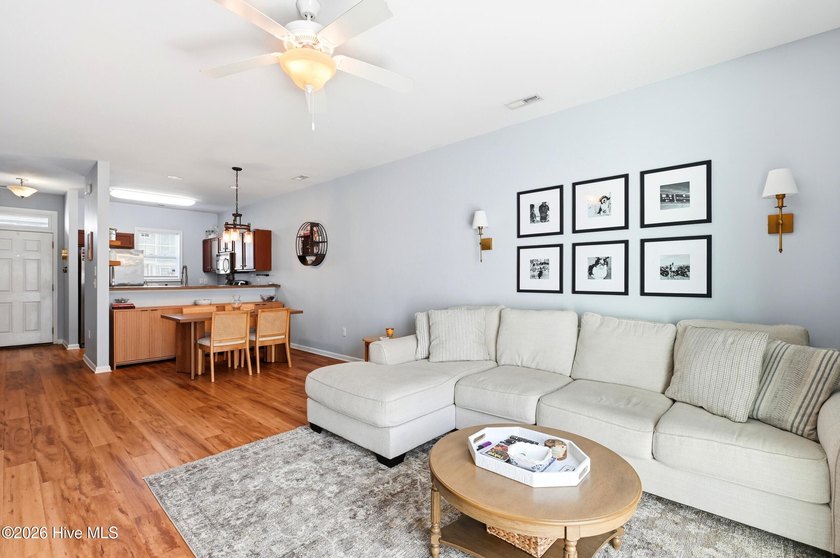 This well-maintained 2-bedroom, 2.5-bath townhome has been - photo 3