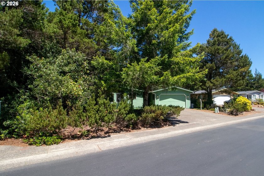 Well Priced! Florentine Estates 55+ gated community. Opportunity - photo 6