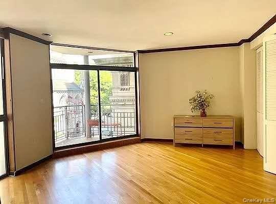 This beautiful 2-bedroom, 2-bath residence is ideally situated - photo 8
