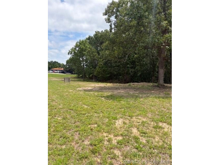 * Motivated Seller, Bring your best offer * Rare opportunity to - photo 2