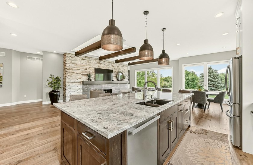 Some homes are new. This one is better. Lovingly maintained and - photo 26