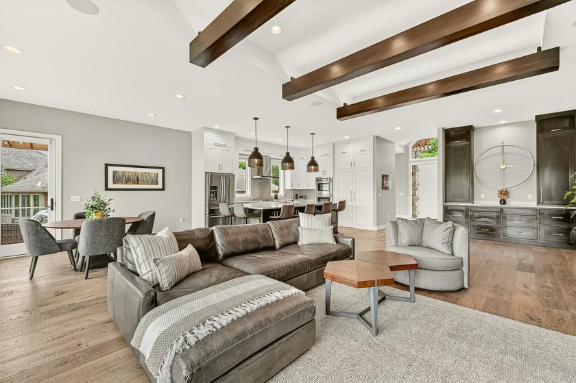 Some homes are new. This one is better. Lovingly maintained and - photo 31