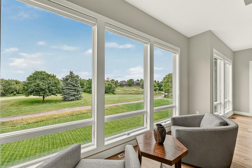 Some homes are new. This one is better. Lovingly maintained and - photo 34